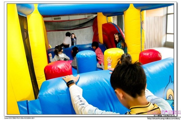 奇麗灣珍奶文化館:【美食♥宜蘭】再訪☼ 奇麗灣珍奶文化館☼ 自助式沙拉吧/燈泡珍奶喝到飽/珍奶DIY,公雞杯帶回家♥♥