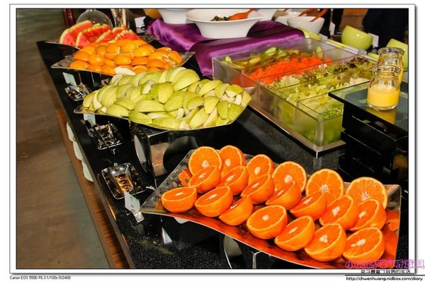 奇麗灣珍奶文化館:【美食♥宜蘭】再訪☼ 奇麗灣珍奶文化館☼ 自助式沙拉吧/燈泡珍奶喝到飽/珍奶DIY,公雞杯帶回家♥♥