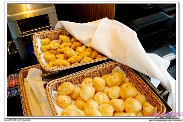 奇麗灣珍奶文化館:【美食♥宜蘭】再訪☼ 奇麗灣珍奶文化館☼ 自助式沙拉吧/燈泡珍奶喝到飽/珍奶DIY,公雞杯帶回家♥♥