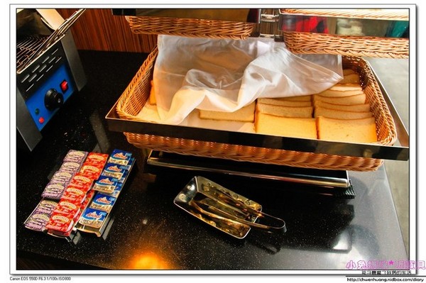 奇麗灣珍奶文化館:【美食♥宜蘭】再訪☼ 奇麗灣珍奶文化館☼ 自助式沙拉吧/燈泡珍奶喝到飽/珍奶DIY,公雞杯帶回家♥♥