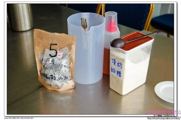 奇麗灣珍奶文化館:【美食♥宜蘭】再訪☼ 奇麗灣珍奶文化館☼ 自助式沙拉吧/燈泡珍奶喝到飽/珍奶DIY,公雞杯帶回家♥♥