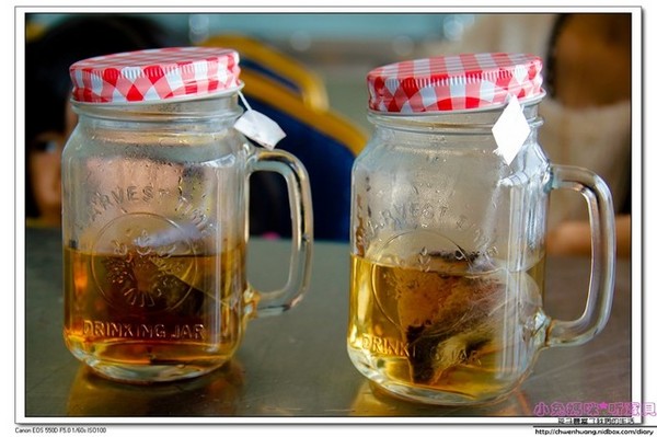 奇麗灣珍奶文化館:【美食♥宜蘭】再訪☼ 奇麗灣珍奶文化館☼ 自助式沙拉吧/燈泡珍奶喝到飽/珍奶DIY,公雞杯帶回家♥♥