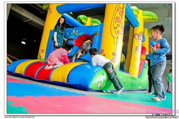 奇麗灣珍奶文化館:【美食♥宜蘭】再訪☼ 奇麗灣珍奶文化館☼ 自助式沙拉吧/燈泡珍奶喝到飽/珍奶DIY,公雞杯帶回家♥♥