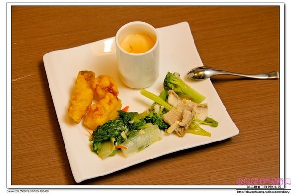 奇麗灣珍奶文化館:【美食♥宜蘭】再訪☼ 奇麗灣珍奶文化館☼ 自助式沙拉吧/燈泡珍奶喝到飽/珍奶DIY,公雞杯帶回家♥♥