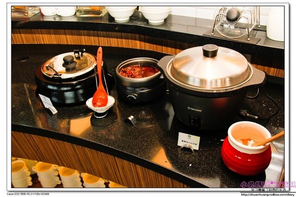 奇麗灣珍奶文化館:【美食♥宜蘭】再訪☼ 奇麗灣珍奶文化館☼ 自助式沙拉吧/燈泡珍奶喝到飽/珍奶DIY,公雞杯帶回家♥♥