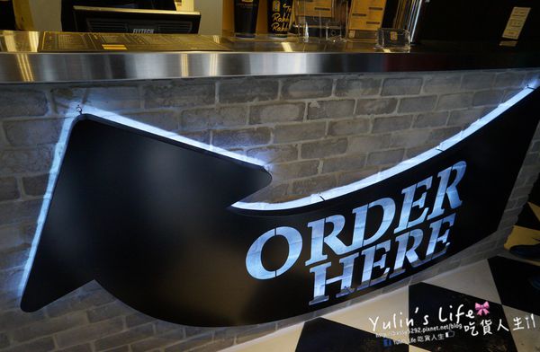 Rabbit Rabbit Tea 兔子兔子茶飲專賣店(內湖江南店):Rabbit Rabbit TEA ♥ 兔子兔子茶飲專賣店 ♥ 愛麗絲繽紛限定杯 ♥ 內湖江南店