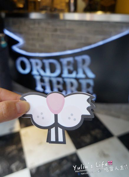 Rabbit Rabbit Tea 兔子兔子茶飲專賣店(內湖江南店):Rabbit Rabbit TEA ♥ 兔子兔子茶飲專賣店 ♥ 愛麗絲繽紛限定杯 ♥ 內湖江南店