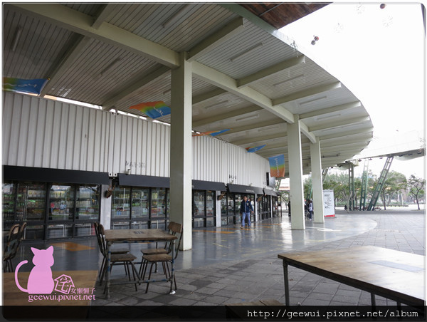 阿尼雞無骨鹹酥雞。Any Chicken(圓山花博1店)：【台北踩點趣】超熱門國民美食報你知～想吃到日式居酒屋等級的炸物嗎？來圓山花博特區集食行樂美食街第二攤的阿尼雞無骨鹹酥雞就對哩～激推脆嫩又多汁的炸蔬菜！鹹酥雞冷掉也好吃唷～