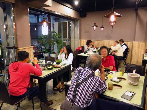 【三重餐廳】品味日式涮涮鍋-比手掌還大的蝦子火鍋店