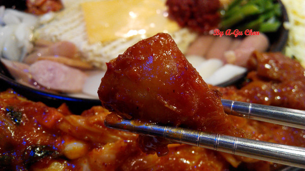 OMAYA春川炒雞(台南永華店)：☆口碑券No.16☆【臺南Ω中西區】Omaya春川炒雞（永華店）。辛普森湯一鍋三吃，兩人份三人飽