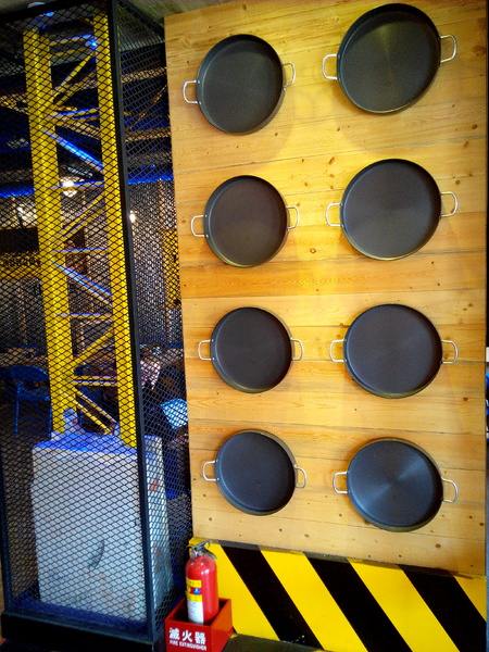 OMAYA春川炒雞(台南永華店)： ☆口碑券No.11☆【臺南Ω中西區】Omaya春川炒雞（永華店）。釜山巨無霸海鮮盆，各種新鮮食材超澎湃