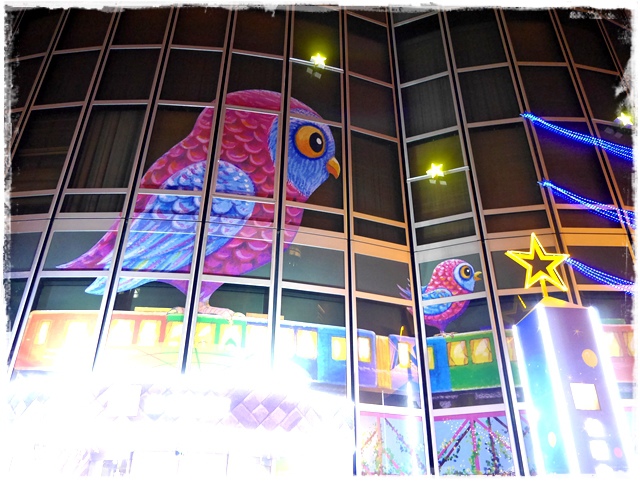 幾米《忘記,親一下》2015台新金控耶誕佈置