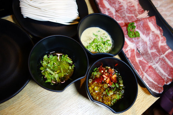 子辣個人麻辣鍋 (30).JPG