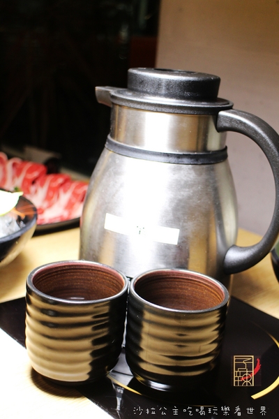 子辣。個人。麻辣:一個人的鴛鴦鍋『子辣。個人。麻辣』涮涮鍋/近中崙市場