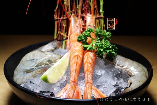 子辣。個人。麻辣:一個人的鴛鴦鍋『子辣。個人。麻辣』涮涮鍋/近中崙市場