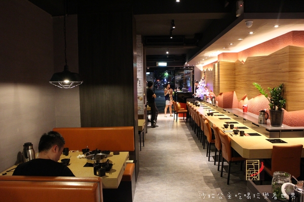 子辣。個人。麻辣:一個人的鴛鴦鍋『子辣。個人。麻辣』涮涮鍋/近中崙市場