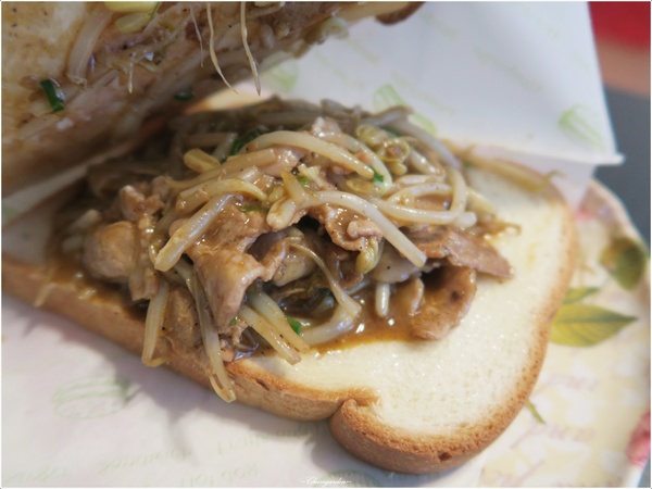 鐵板MAN：[北投在地美食] 鉄板Man~鐵板燒料理也入侵吐司界啦