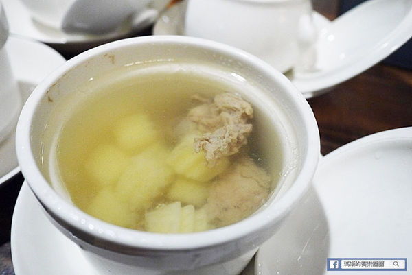 【酒食坊Pān-toh Bistro】中式美饌V.S.西式調酒。創意功夫菜新選擇。捷運南京三民美食