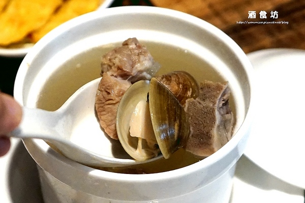 酒食坊：【愛評網口碑體驗】捷運小巨蛋站美食推薦 ✿✿ 酒食坊／中式餐酒館 ✿✿