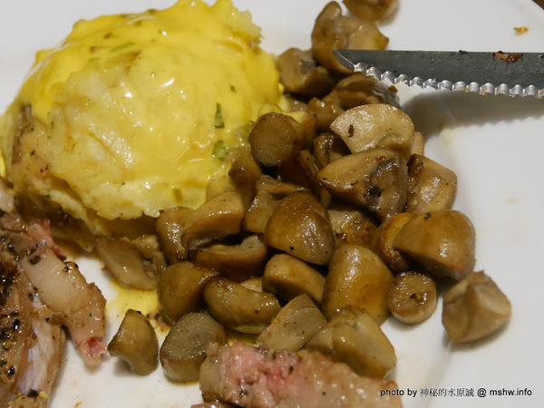 Burger Joint 7分So 漢堡早午餐專賣(崇德店):【食記】台中Burger Joint 7分so美式廚房-崇德店@北區 : 環境舒適,水準依舊,好吃的現做美式風味!!