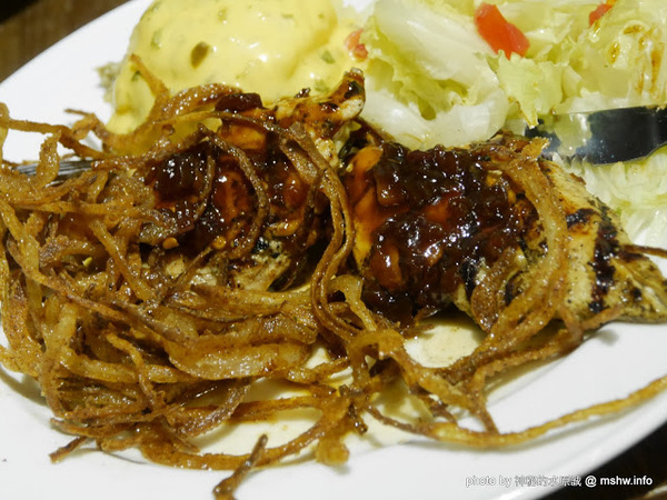 Burger Joint 7分So 漢堡早午餐專賣(崇德店):【食記】台中Burger Joint 7分so美式廚房-崇德店@北區 : 環境舒適,水準依舊,好吃的現做美式風味!!