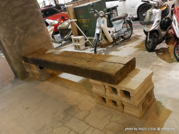 Burger Joint 7分So 漢堡早午餐專賣(崇德店):【食記】台中Burger Joint 7分so美式廚房-崇德店@北區 : 環境舒適,水準依舊,好吃的現做美式風味!!