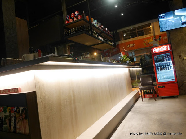 Burger Joint 7分So 漢堡早午餐專賣(崇德店):【食記】台中Burger Joint 7分so美式廚房-崇德店@北區 : 環境舒適,水準依舊,好吃的現做美式風味!!