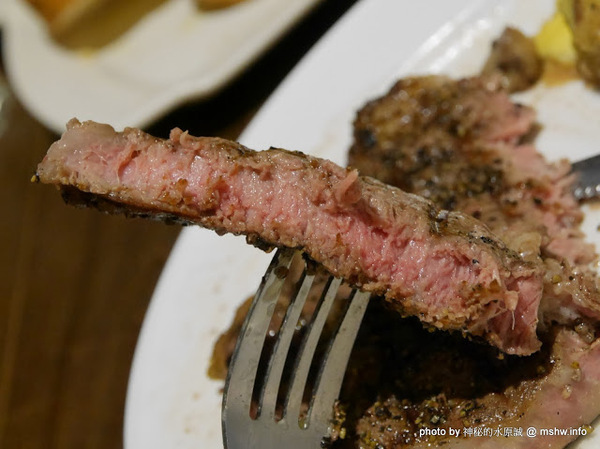 Burger Joint 7分So 漢堡早午餐專賣(崇德店):【食記】台中Burger Joint 7分so美式廚房-崇德店@北區 : 環境舒適,水準依舊,好吃的現做美式風味!!