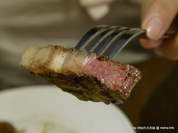 Burger Joint 7分So 漢堡早午餐專賣(崇德店):【食記】台中Burger Joint 7分so美式廚房-崇德店@北區 : 環境舒適,水準依舊,好吃的現做美式風味!!