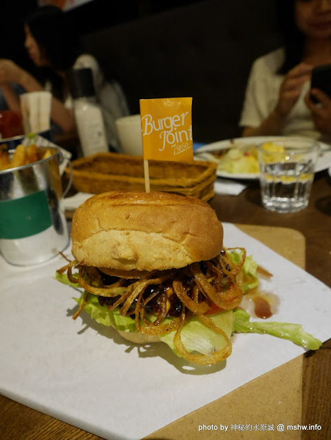 Burger Joint 7分So 漢堡早午餐專賣(崇德店):【食記】台中Burger Joint 7分so美式廚房-崇德店@北區 : 環境舒適,水準依舊,好吃的現做美式風味!!