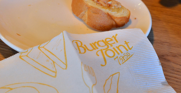 Burger Joint 7分So 漢堡早午餐專賣(崇德店)：『台中||北區』堅持7分熟的美味，來一頓道地美式早午餐吧！-Burger Joint 7分So美式廚房