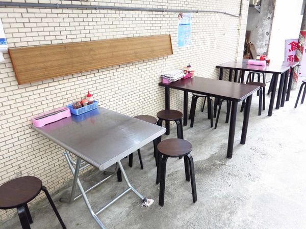 【新莊美食】阿明烏醋麵-美味的烏醋麵加骨仔肉湯