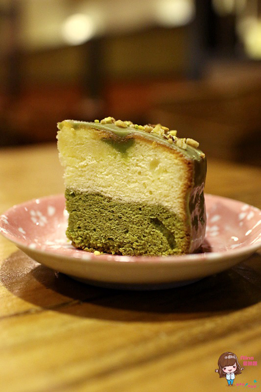青逸 Chic Tea.時茶x慢味:【食記】台北後山埤 青逸 食茶x慢味 抹茶麻糬鬆餅 草莓生乳瑞士捲 日本媽媽味鹹食咖哩飯牛小排丼