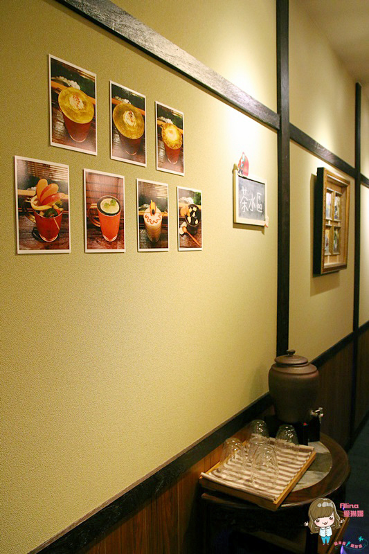 青逸 Chic Tea.時茶x慢味:【食記】台北後山埤 青逸 食茶x慢味 抹茶麻糬鬆餅 草莓生乳瑞士捲 日本媽媽味鹹食咖哩飯牛小排丼