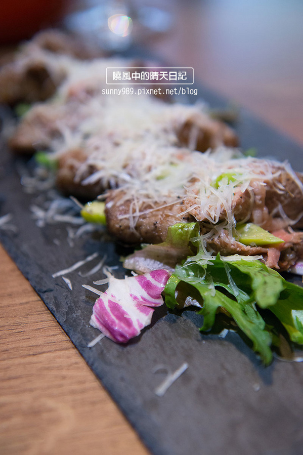 魯尼餐廳 Luni Café (信義店):【口碑券|『魯尼餐廳 Luni Café(信義店)】服務親切氣氛絕佳 口味有特色的小酌餐酒館