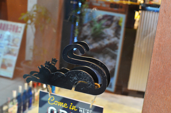 魯尼餐廳 Luni Café (信義店):『台北||信義區』週末微醺小酒館,地中海風味餐酒-魯尼餐廳Luni Café(信義店)