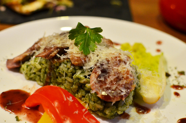 魯尼餐廳 Luni Café (信義店):『台北||信義區』週末微醺小酒館,地中海風味餐酒-魯尼餐廳Luni Café(信義店)