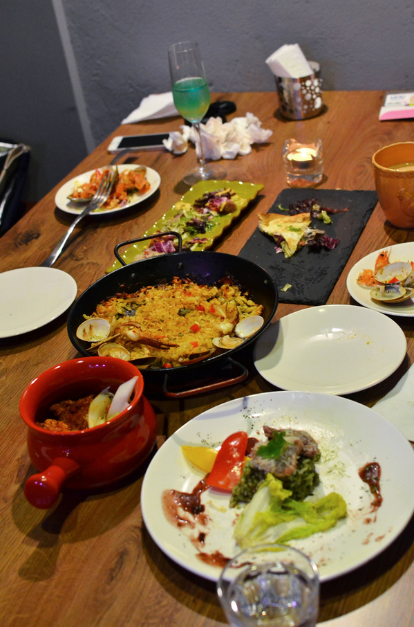 魯尼餐廳 Luni Café (信義店):『台北||信義區』週末微醺小酒館,地中海風味餐酒-魯尼餐廳Luni Café(信義店)