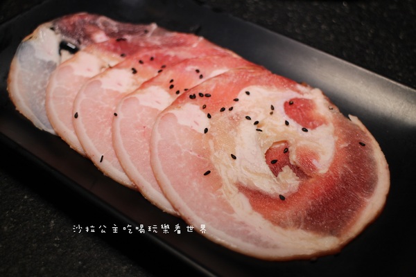 燒惑日式炭火燒肉(中和分店)：中和吃到飽『燒惑日式炭火燒肉』火烤/燒烤/宵夜/景安捷運站