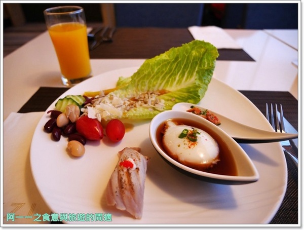 THE Roof：捷運三多商圈站美食 THE Roof  和逸高雄中山館 ～賞夜景吃美味乾式熟成牛排