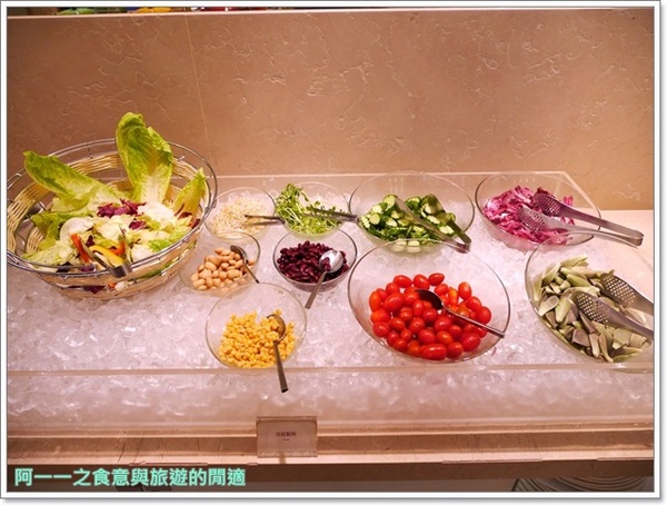 THE Roof：捷運三多商圈站美食 THE Roof  和逸高雄中山館 ～賞夜景吃美味乾式熟成牛排