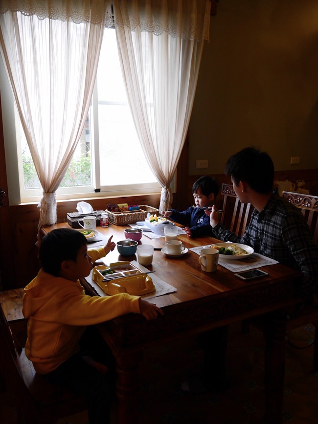 │宿。宜蘭三星鄉│充滿溫暖異國感的「心星相映」民宿。宛如聖誕老人的家!