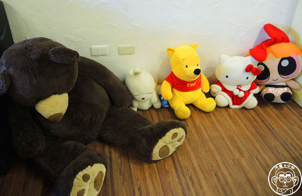 卡比咖啡：呷飽祙【新竹･卡比咖啡Catbii】一群貓星人陪用餐