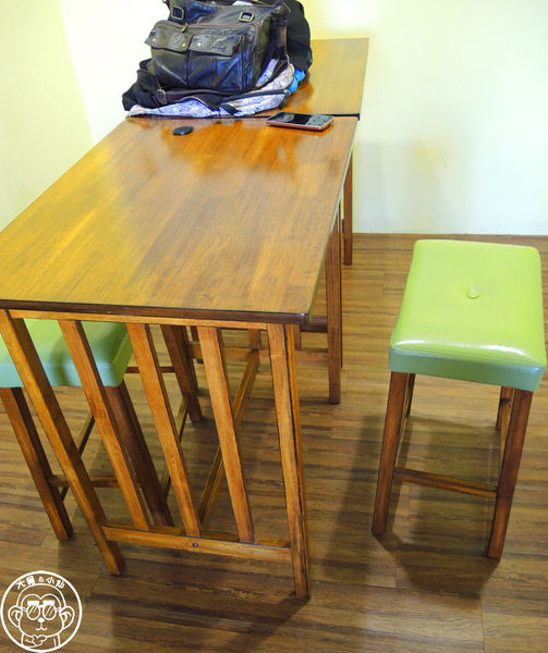 卡比咖啡：呷飽祙【新竹･卡比咖啡Catbii】一群貓星人陪用餐