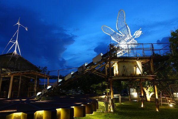 十鼓文化村：(胖樺遊記)台南必訪景點「仁德·十鼓文化村」/老糖廠/星光票/親子出遊/文創園區/夜景/保安車站