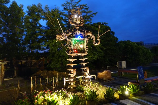 十鼓文化村：(胖樺遊記)台南必訪景點「仁德·十鼓文化村」/老糖廠/星光票/親子出遊/文創園區/夜景/保安車站