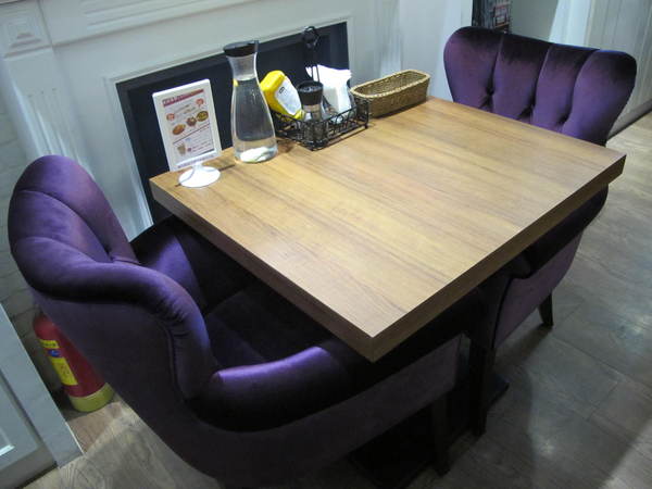 漾漾好食餐廳(東興店)：(胖樺食記)台北市東興路漾漾好食餐廳 / 東興店。諸多料理美味且用餐環境舒適愜意。