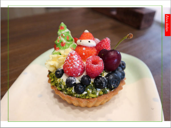 【聖誕萬歲,可愛無罪】哈甜豬 Honey Piggy!手做甜點+夢幻水果塔,一起來享受甜蜜又美味的童話世界下午茶-02.jpg