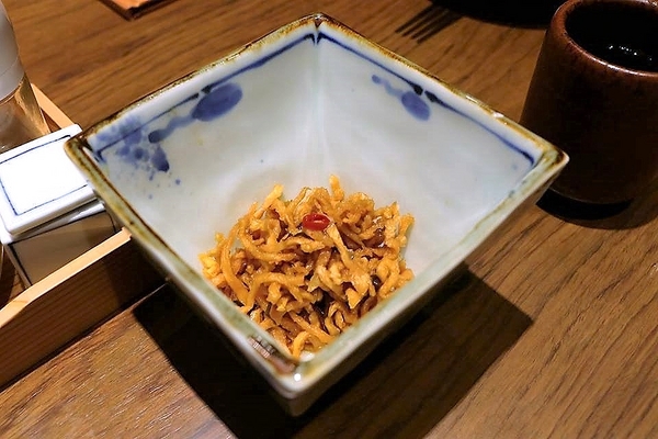 銀座杏子日式豬排(新莊幸福店)：【新北市美食】銀座杏子日式豬排(新莊幸福店)~開飯啦!銀座杏子日式豬排季節限定的雙人套餐實惠又飽足，冰涼美味的飯後甜點富有創意