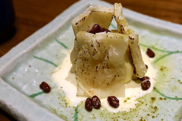 銀座杏子日式豬排(新莊幸福店)：【新北市美食】銀座杏子日式豬排(新莊幸福店)~開飯啦!銀座杏子日式豬排季節限定的雙人套餐實惠又飽足，冰涼美味的飯後甜點富有創意